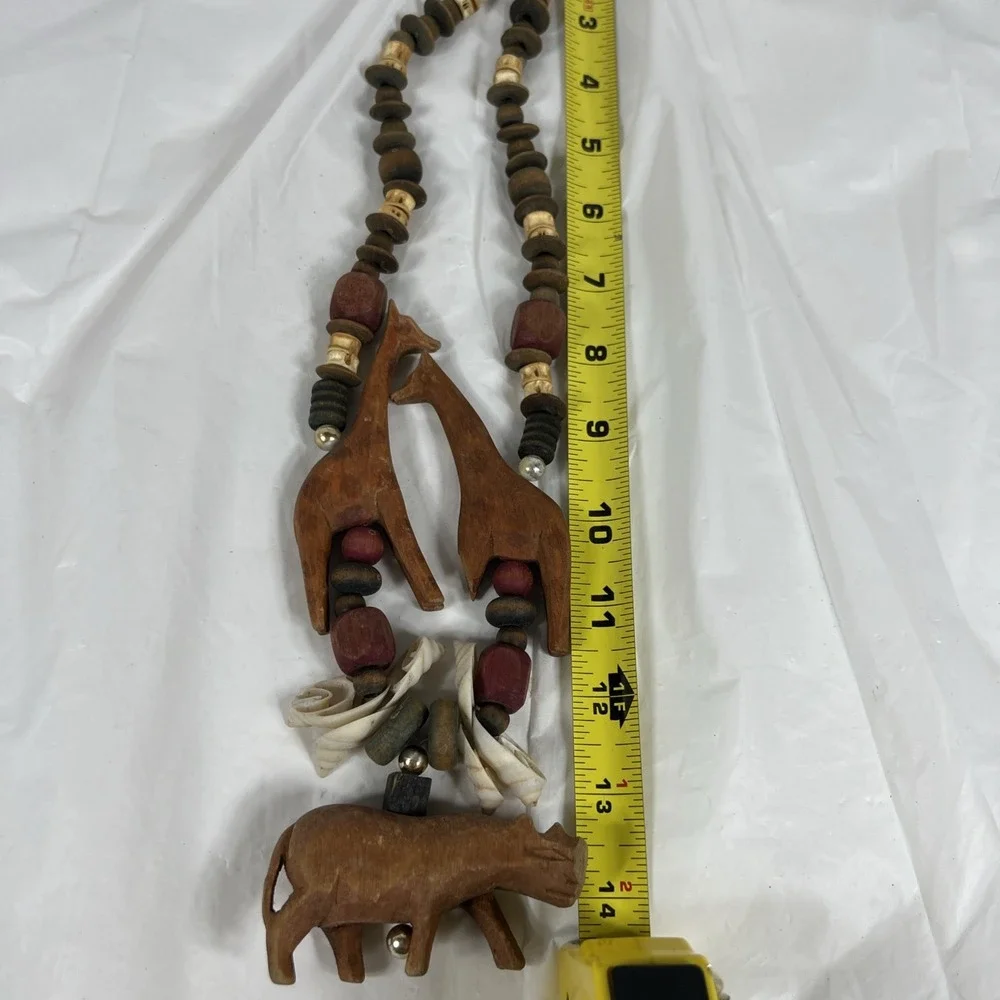 Vintage Hand Carved Wooden African Wildlife Animal Beaded Necklace‎